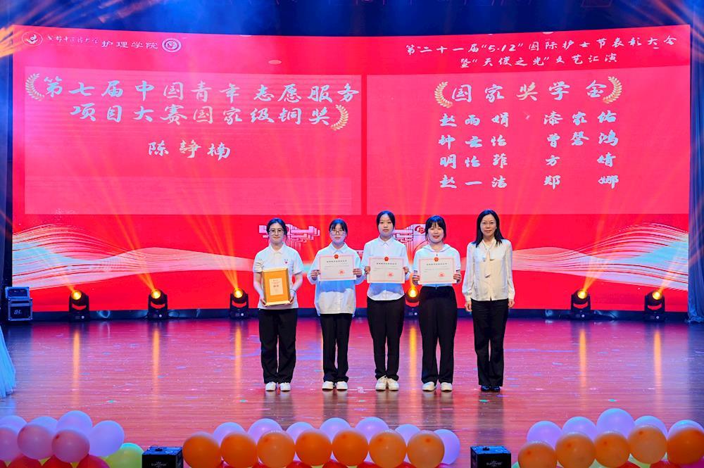 e2da53aab25f4920a2824bca65e4ffed.JPG